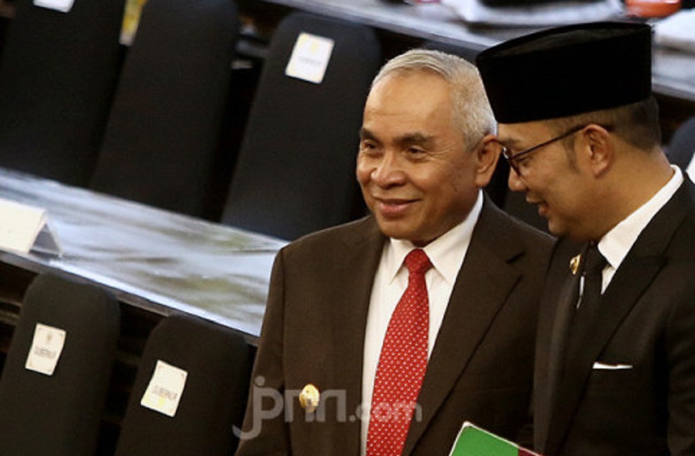 Gubernur Isran Noor Blak-blakan Kecewa ke Pemerintah Pusat, Kaget (Foto: JPNN.com/GenPI.co) Gubernur Isran Noor Blak-blakan Kecewa ke Pemerintah Pusat, Kaget (Foto: JPNN.com/GenPI.co)