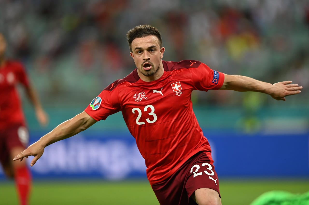 Xherdan Shaqiri selebrasi dalam pertandingan Swiss vs Turki di Piala Eropa 2020. (foto: Twitter Euro 2020) Xherdan Shaqiri selebrasi dalam pertandingan Swiss vs Turki di Piala Eropa 2020. (foto: Twitter Euro 2020)