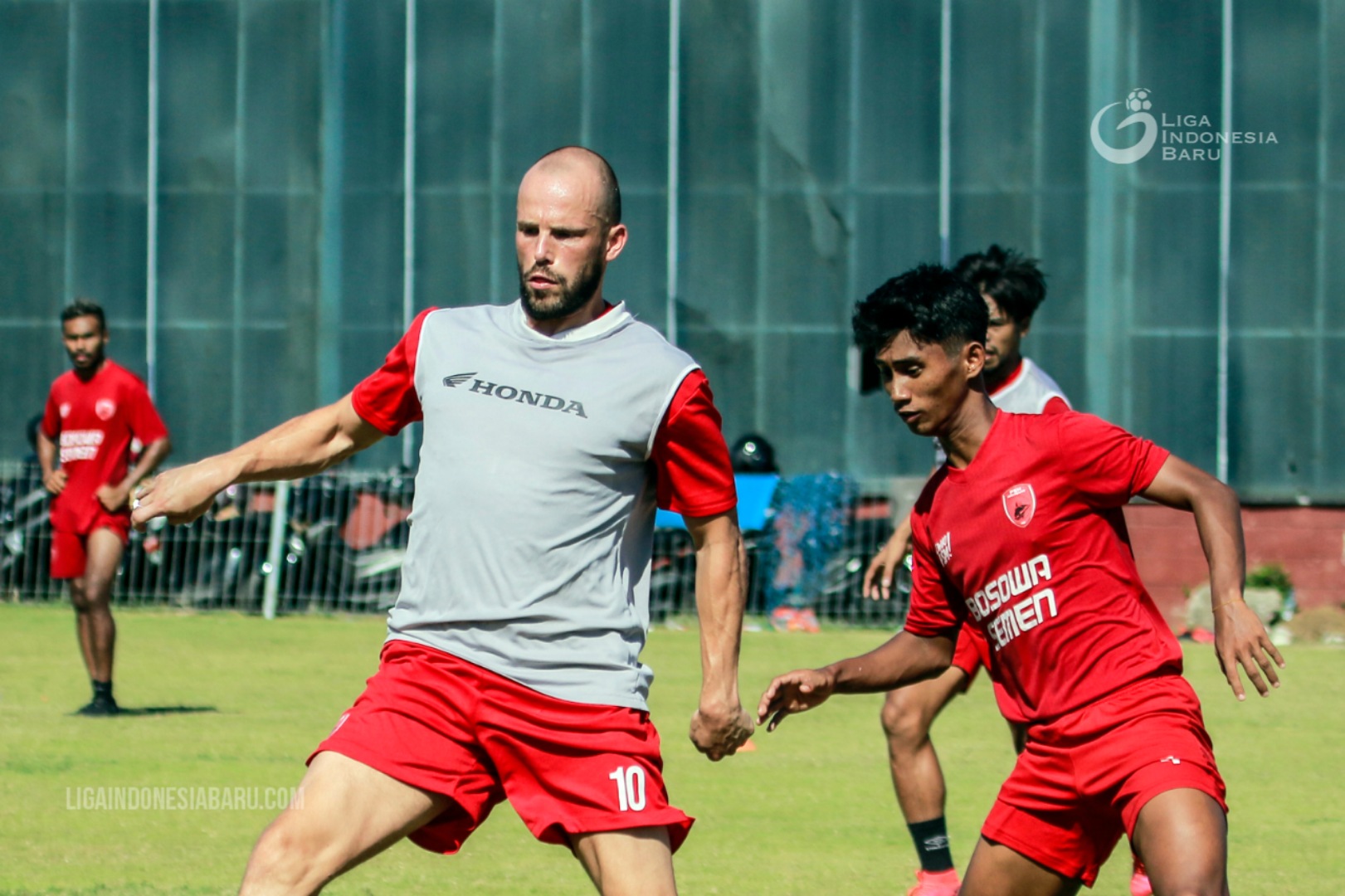 PSM Makassar terus bersiap diri untuk menyambut Liga 1 2021 agar dapat meraih prestasi membanggakan. (foto: PT LIB) PSM Makassar terus bersiap diri untuk menyambut Liga 1 2021 agar dapat meraih prestasi membanggakan. (foto: PT LIB)