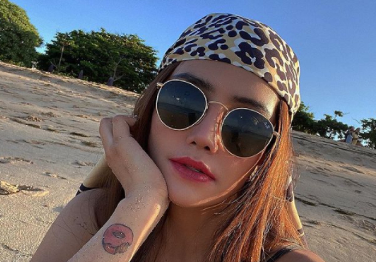 DJ Putri Joanita (foto: instagram: @dj.joana) DJ Putri Joanita (foto: instagram: @dj.joana)