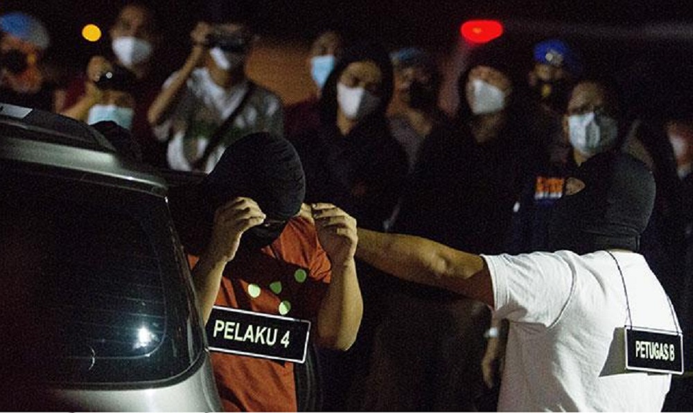 Mabes Polri Buka-bukaan: 2 Tersangka Penembak Laskar FPI Akhirnya (Foto: Antara) Mabes Polri Buka-bukaan: 2 Tersangka Penembak Laskar FPI Akhirnya (Foto: Antara)