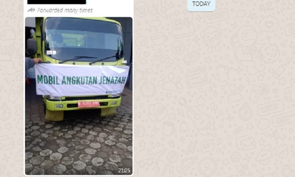 Mobil truk pengangkut jenazah covid-19. FOTO: Antara Mobil truk pengangkut jenazah covid-19. FOTO: Antara