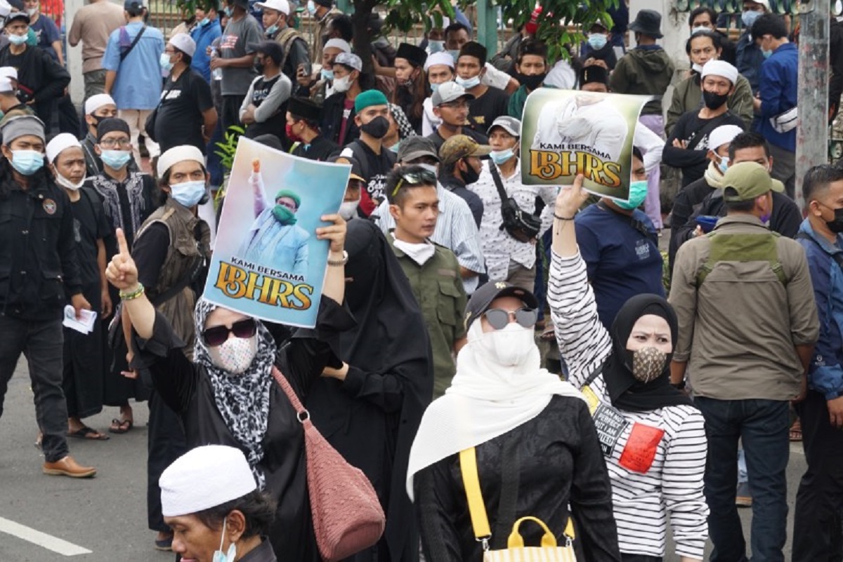 Eks pentolan FPI Habib Rizieq Shihab mengajukan banding (foto: GenPI.co) Eks pentolan FPI Habib Rizieq Shihab mengajukan banding (foto: GenPI.co)