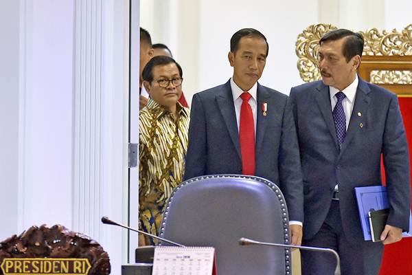 Pengamat Politik dari Universitas Nasional (Unas) Th Bambang Pamungkas menyoroti kepemimpinan Presiden Jokowi terkait penanganan pandemi covid-19. Foto: ANTARA/Puspa Perwitasari Pengamat Politik dari Universitas Nasional (Unas) Th Bambang Pamungkas menyoroti kepemimpinan Presiden Jokowi terkait penanganan pandemi covid-19. Foto: ANTARA/Puspa Perwitasari