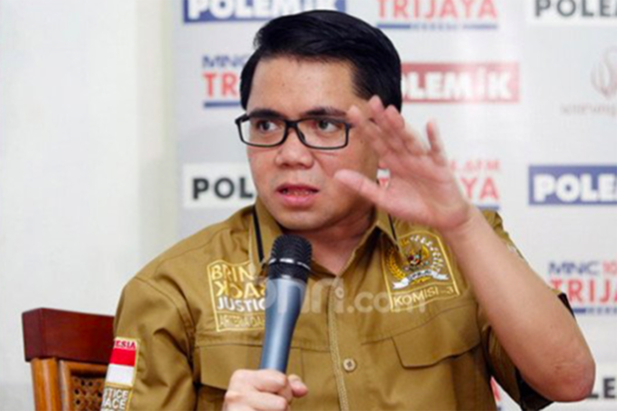 Mendadak Anggota DPR RI Blak-blakan: Harusnya Mundur Saja..- Anggota DPR RI Arteria Dahlan. Foto: JPNN.com/GenPI.co Mendadak Anggota DPR RI Blak-blakan: Harusnya Mundur Saja..- Anggota DPR RI Arteria Dahlan. Foto: JPNN.com/GenPI.co