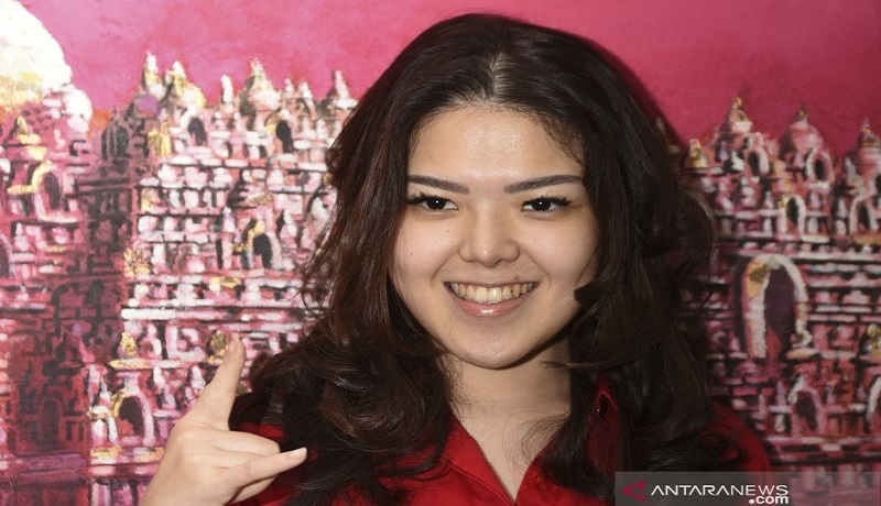 Mantan penyanyi cilik Tina Toon. Foto: Antara Mantan penyanyi cilik Tina Toon. Foto: Antara