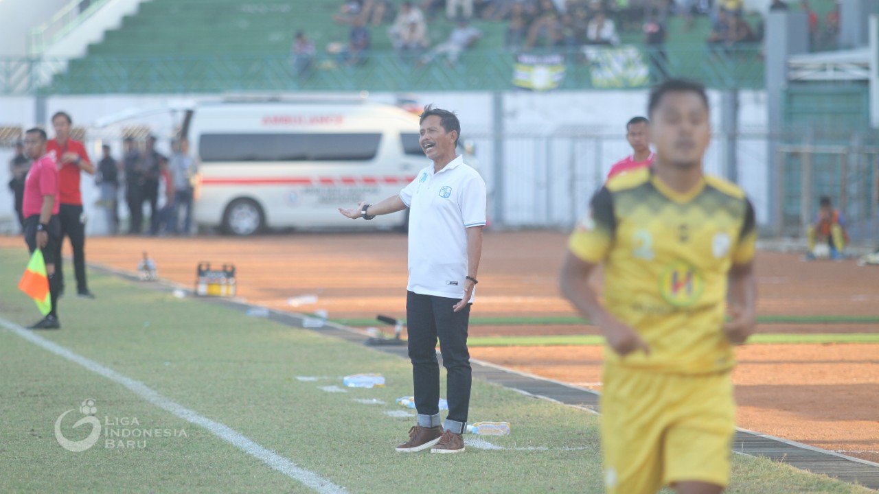 Pelatih Barito Putera Djadjang Nurdjaman berambisi meraih kemenangan dalam laga Persija Jakarta vs Barito Putera pada lanjutan Liga 1 2019. Foto: Liga Indonesia Pelatih Barito Putera Djadjang Nurdjaman berambisi meraih kemenangan dalam laga Persija Jakarta vs Barito Putera pada lanjutan Liga 1 2019. Foto: Liga Indonesia