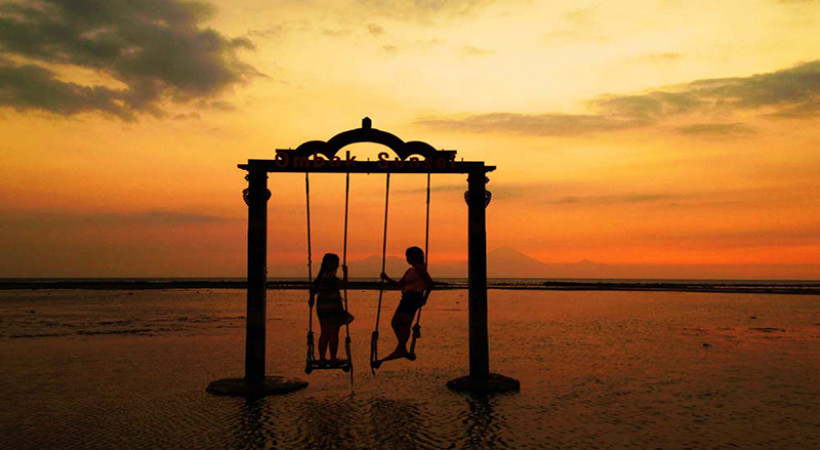 Pantai di Gili Trawangan menawarkan suasana yang tenang. (Foto: Phinemo) Pantai di Gili Trawangan menawarkan suasana yang tenang. (Foto: Phinemo)