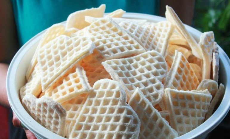 Embal, Kuliner Asal Tual yang Bisa Jadi Teman Ngopi - GenPI.c