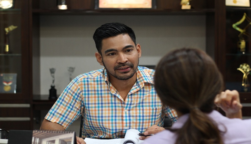 Salah satu adegan di film 99 Nama Cinta. (dok) Salah satu adegan di film 99 Nama Cinta. (dok)