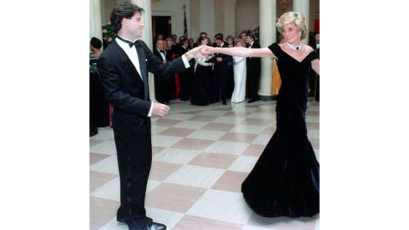 John Tavolta dan Putri Diana berdansa di Gedung Putih (foto: Rex/Shutterstock) John Tavolta dan Putri Diana berdansa di Gedung Putih (foto: Rex/Shutterstock)