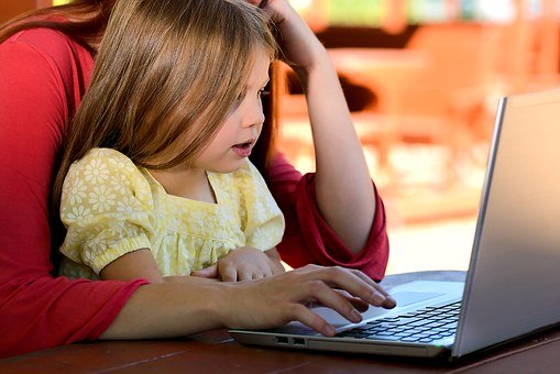 Agak anak menjadi berprestasi, orang tua harus berperan serta dalam memberi dukungan. (Foto: Pixabay) Agak anak menjadi berprestasi, orang tua harus berperan serta dalam memberi dukungan. (Foto: Pixabay)