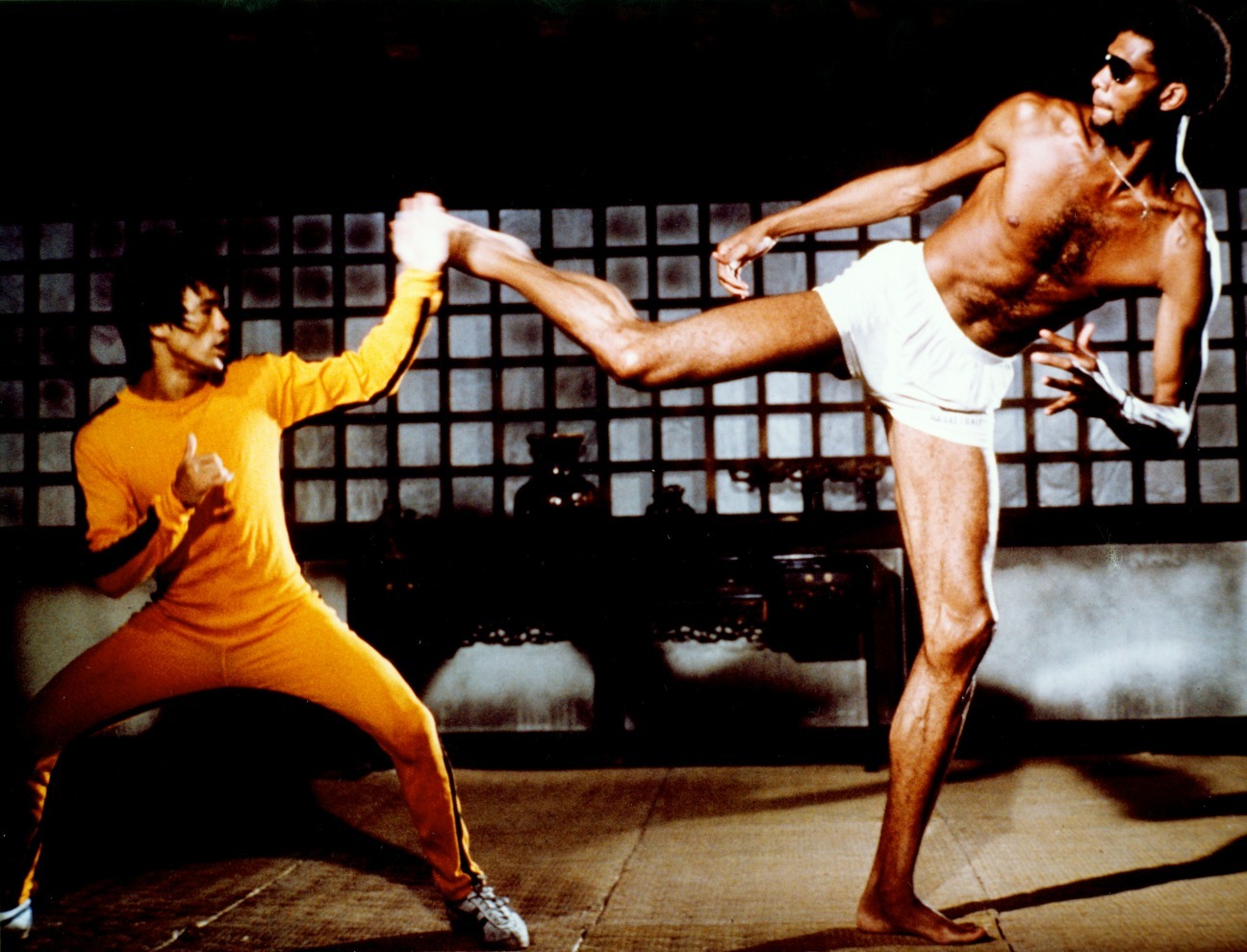Dalam film terbaru Quentin Tarantino, Bruce Lee digambarkan sebagai pria China congkak. Bintang NBA Kareem Abdul Jabar emosi. Dalam film terbaru Quentin Tarantino, Bruce Lee digambarkan sebagai pria China congkak. Bintang NBA Kareem Abdul Jabar emosi.