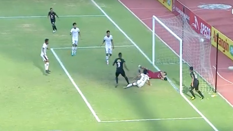 Amildo Balde berhasil samakan kedudukan 1-1 (foto: Youtube) Amildo Balde berhasil samakan kedudukan 1-1 (foto: Youtube)