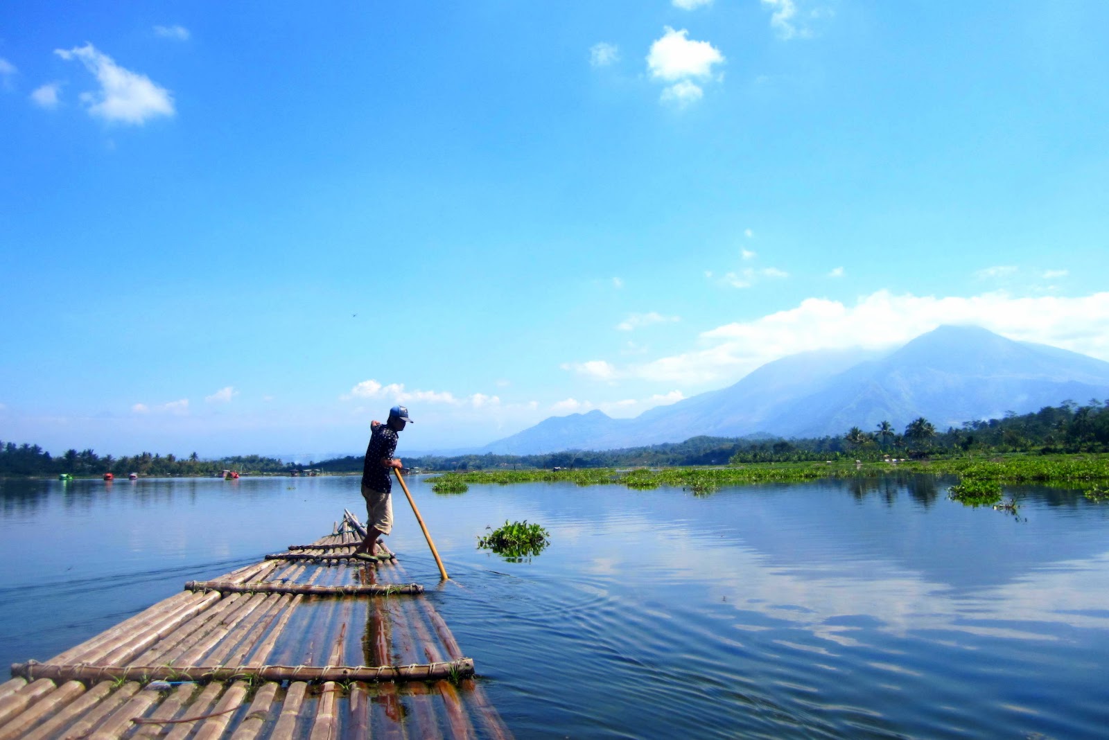 Destinasi baru bertabut spot istragamble aka segera diluncurkan di kawasan Situ Bagendit, Garut. Namanya, Pasar Wisata Digital Situ Bagendit. (Foto: Kurio.co) Destinasi baru bertabut spot istragamble aka segera diluncurkan di kawasan Situ Bagendit, Garut. Namanya, Pasar Wisata Digital Situ Bagendit. (Foto: Kurio.co)