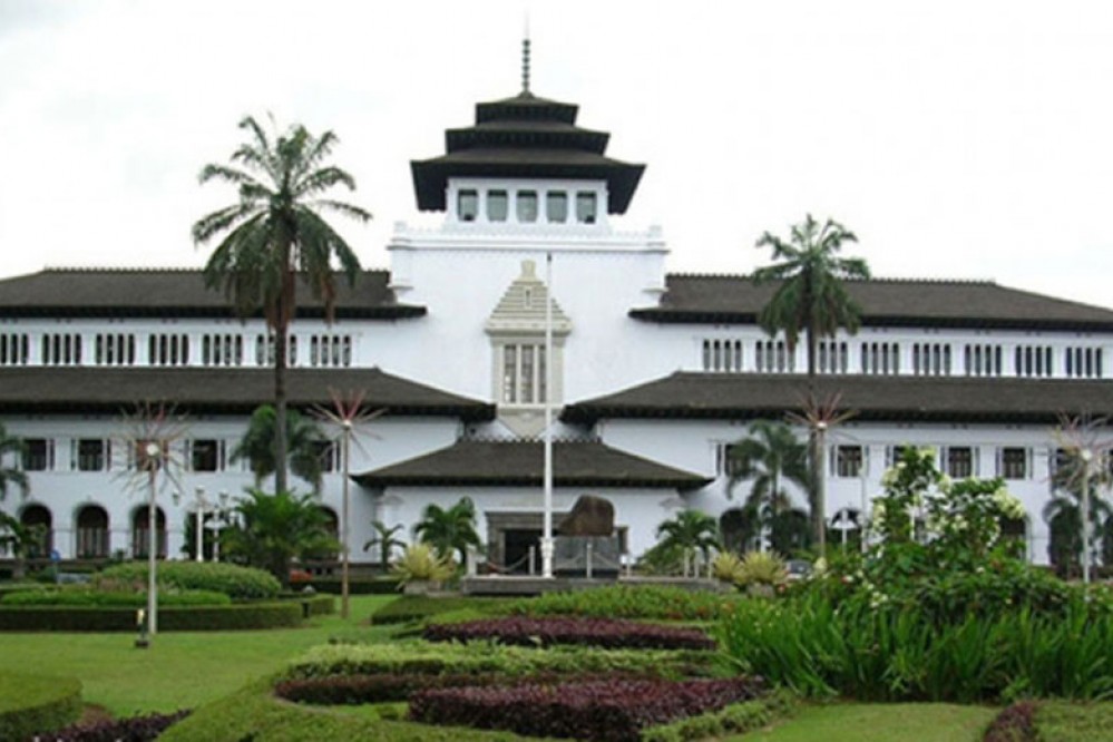 Gedung Sate, salah satu bangunan bersejarah di Kota Bandung (Foto: humas.bandung.go.id) Gedung Sate, salah satu bangunan bersejarah di Kota Bandung (Foto: humas.bandung.go.id)