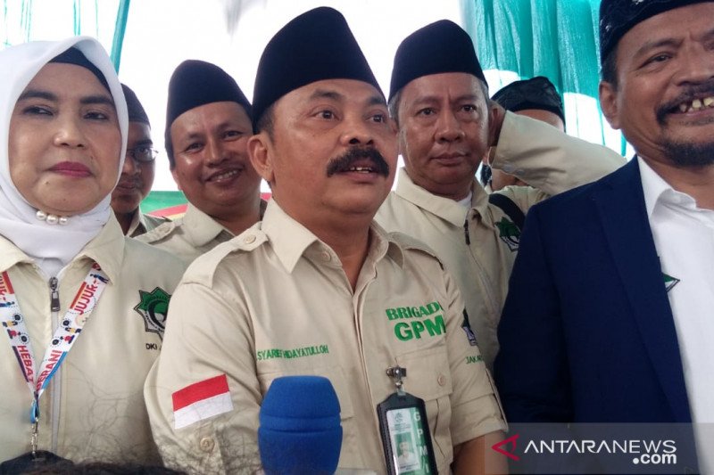 Ketua Gerakan Persaudaraan Muslim Indonesia (GPMI) DKI Jakarta Raya Syarief Hidayatulloh (tengah) di Jakarta, Minggu (16/2/2020). (Foto: Antara/Devi Nindy) Ketua Gerakan Persaudaraan Muslim Indonesia (GPMI) DKI Jakarta Raya Syarief Hidayatulloh (tengah) di Jakarta, Minggu (16/2/2020). (Foto: Antara/Devi Nindy)