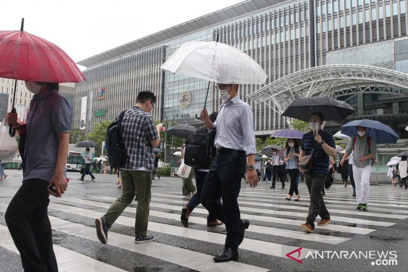 Suasana di Tokyo, Jepang saat pandemi COVID-19. (Foto: Antara/Reuters/The Yomiuri Shimbun/Hiroaki/TM) Suasana di Tokyo, Jepang saat pandemi COVID-19. (Foto: Antara/Reuters/The Yomiuri Shimbun/Hiroaki/TM)
