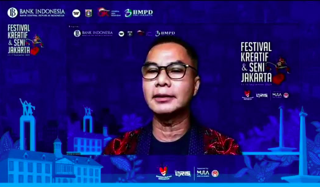 Wignyo Rahadi dalam Webinar Pengembangan Motif Batik Betawi Pattern in Contemporary. (Foto: tangkapan layar) Wignyo Rahadi dalam Webinar Pengembangan Motif Batik Betawi Pattern in Contemporary. (Foto: tangkapan layar)