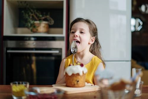 Ilustrasi anak makan (Foto: Pexels) Ilustrasi anak makan (Foto: Pexels)