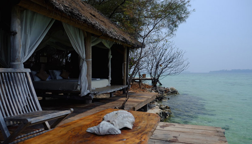 Salah stu cottage di Pulau Macan.(Foto: backpackstory) Salah stu cottage di Pulau Macan.(Foto: backpackstory)