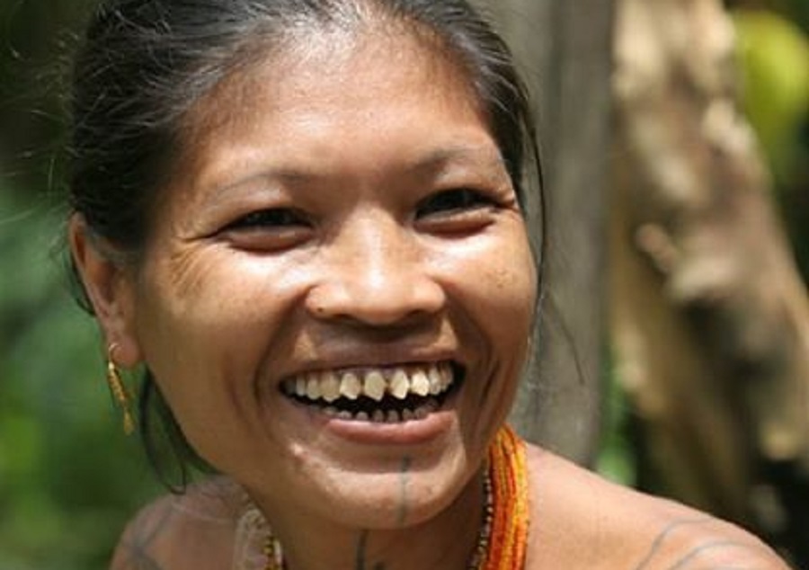 Tanpa Skincare Rahasia Cantik Wanita Suku Mentawai  Bikin