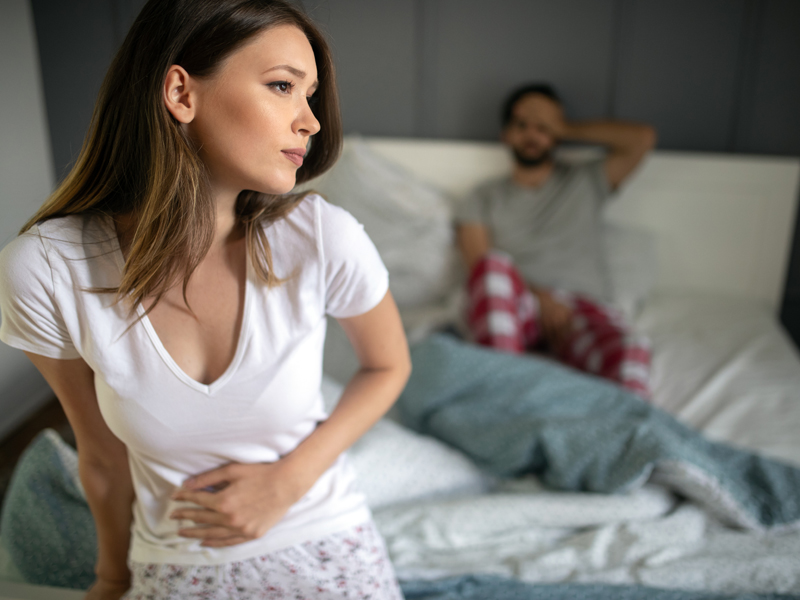 Ilustrasi wanita mengalami masalah bau di organ intimnya. Foto: ND3000/Elementsenvato Ilustrasi wanita mengalami masalah bau di organ intimnya. Foto: ND3000/Elementsenvato