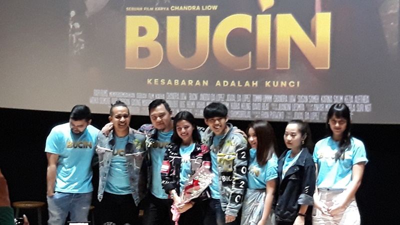 Fenomena Bucin Diangkat jadi Film Komedi, Begini... - GenPI.c