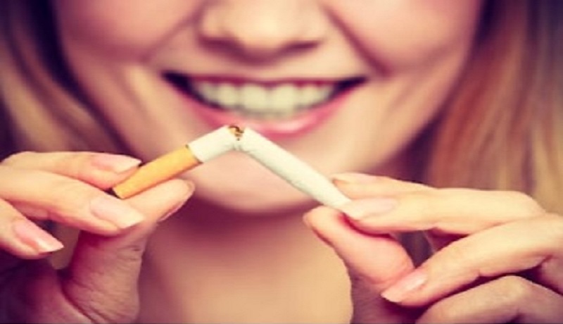 Ilustrasi berhenti merokok. Foto: Shutterstock Ilustrasi berhenti merokok. Foto: Shutterstock