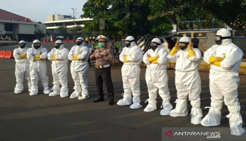 Tenaga medis di Jakarta. Foto: Antara Tenaga medis di Jakarta. Foto: Antara