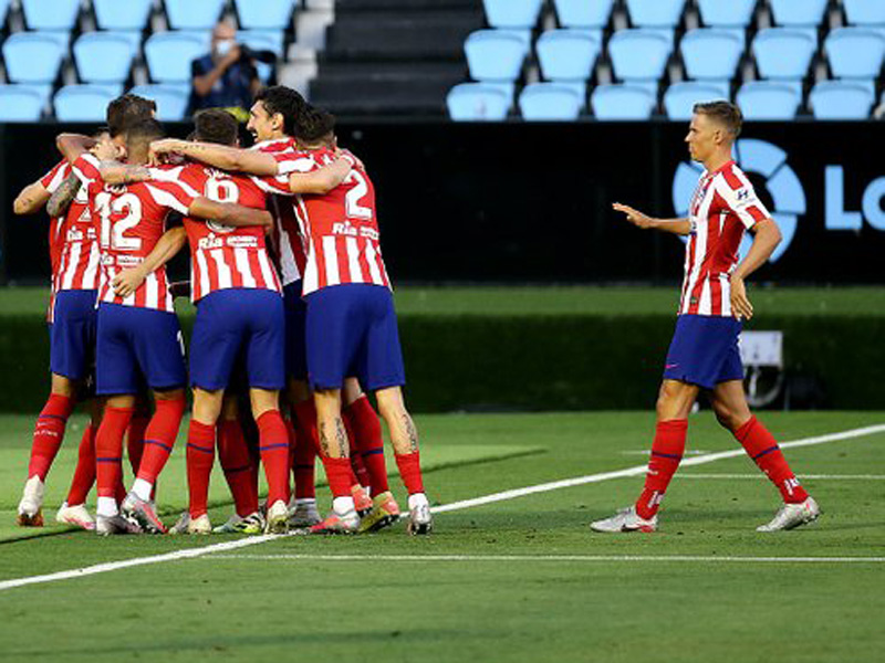 Atletico Madrid belum bisa mengunci satu slot Liga Champions setelah ditahan imbang Celta Vigo pada pekan ke-35 Liga Spanyol 2019-2020. Foto: Twitter/atleti Atletico Madrid belum bisa mengunci satu slot Liga Champions setelah ditahan imbang Celta Vigo pada pekan ke-35 Liga Spanyol 2019-2020. Foto: Twitter/atleti