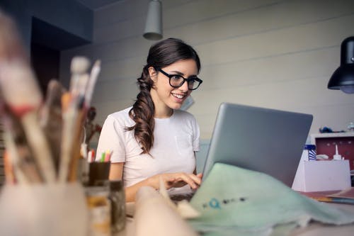 ilustrasi: membuat tulisan (foto: Pexels) ilustrasi: membuat tulisan (foto: Pexels)