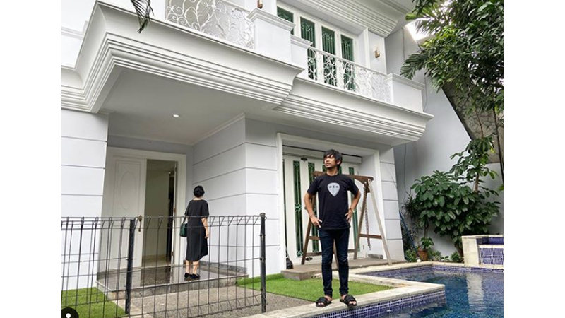 Rian D Rsquo Masiv Beli Rumah Baru Di Pondok Indah Dan