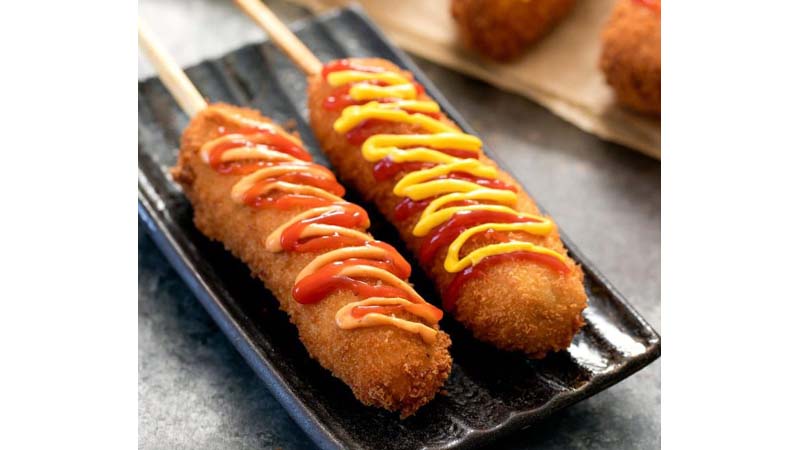 Corn dog (foto: Pinterest) Corn dog (foto: Pinterest)