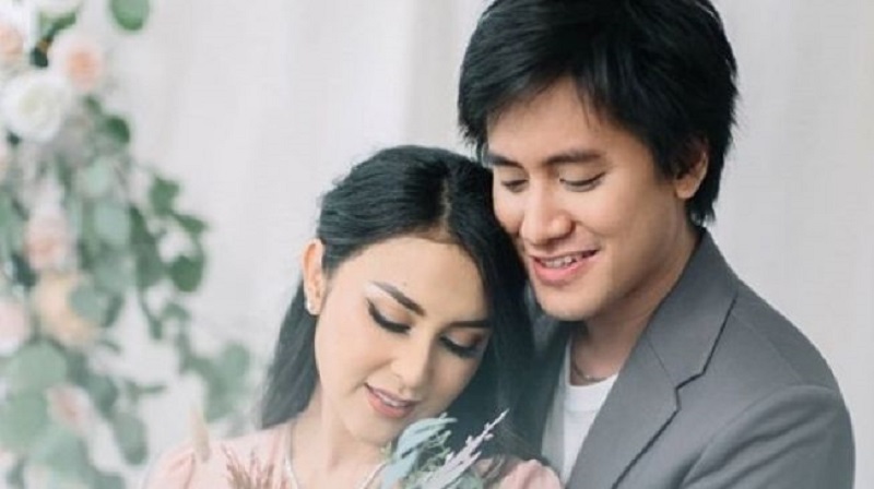 Kevin Aprilio dan Vicy Melanie Sah menjadi pasangan suami istri ( foto: instagram @kevinaprilio) Kevin Aprilio dan Vicy Melanie Sah menjadi pasangan suami istri ( foto: instagram @kevinaprilio)