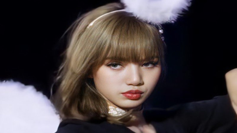 Lisa Blackpink (sumber foto: SC Twitter @acelisa_) Lisa Blackpink (sumber foto: SC Twitter @acelisa_)