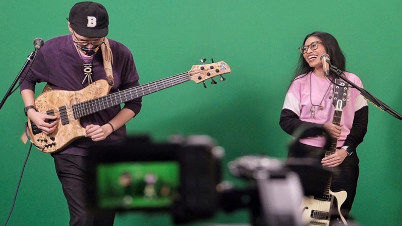 Duo Endah N Rhesa (foto: SC IG @endahnrhesa) Duo Endah N Rhesa (foto: SC IG @endahnrhesa)