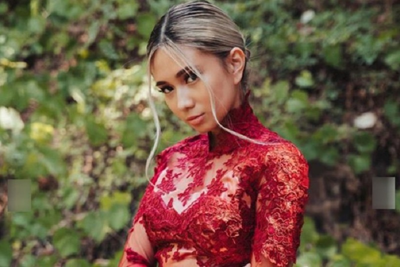 Niki Zefanya ungkap dilema hati di lagu 'Lose' ( foto: IG @nikizefanya) Niki Zefanya ungkap dilema hati di lagu 'Lose' ( foto: IG @nikizefanya)