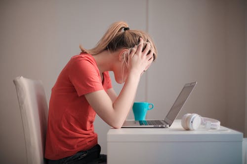 ilustrasi: stress, salah satu penyebab stroke di usia muda (foto: Pexels) ilustrasi: stress, salah satu penyebab stroke di usia muda (foto: Pexels)