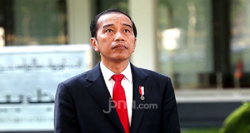 Pernyataan Pakar Top Ini Mencengangkan, Bikin Jokowi Puyeng (Foto: Jpnn/Ricardo) Pernyataan Pakar Top Ini Mencengangkan, Bikin Jokowi Puyeng (Foto: Jpnn/Ricardo)