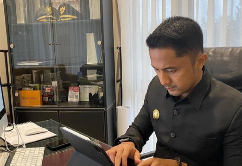 Wakil Bupati Bandung Barat, Hengky Kurniawan ( foto:instagram @hengkykurniawan) Wakil Bupati Bandung Barat, Hengky Kurniawan ( foto:instagram @hengkykurniawan)