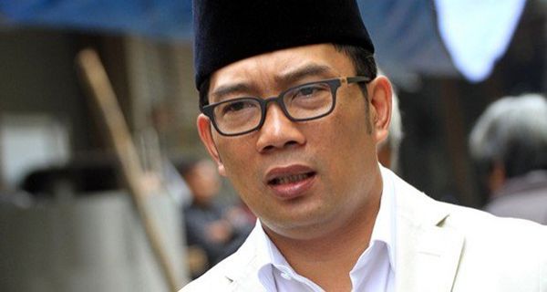 KLB Demokrat kedatangan nama Ridwan Kamil dan Idham Azis, bikin melongo (Foto: Dok Jpnn) KLB Demokrat kedatangan nama Ridwan Kamil dan Idham Azis, bikin melongo (Foto: Dok Jpnn)