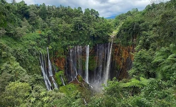 Air terjun Tumpak Sweu. (Foto: Instagram/Tumpak Sewu) Air terjun Tumpak Sweu. (Foto: Instagram/Tumpak Sewu)