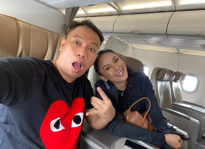 Vicky Prasetyo dan Kalina Ocktaranny. (Foto: Instagram/vickyprasetyo777) Vicky Prasetyo dan Kalina Ocktaranny. (Foto: Instagram/vickyprasetyo777)