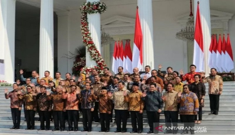 Jajaran menteri Kabinet Indonesia Maju. Foto: Antara Jajaran menteri Kabinet Indonesia Maju. Foto: Antara