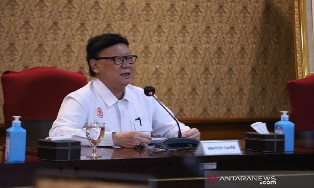 MenpanRB Tjahjo Kumolo. Foto: Antara MenpanRB Tjahjo Kumolo. Foto: Antara