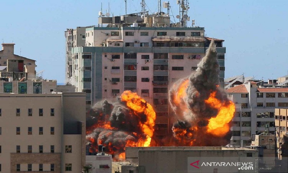 Serangan militer Israel ke Jalur Gaza. FOTO: Antara Serangan militer Israel ke Jalur Gaza. FOTO: Antara