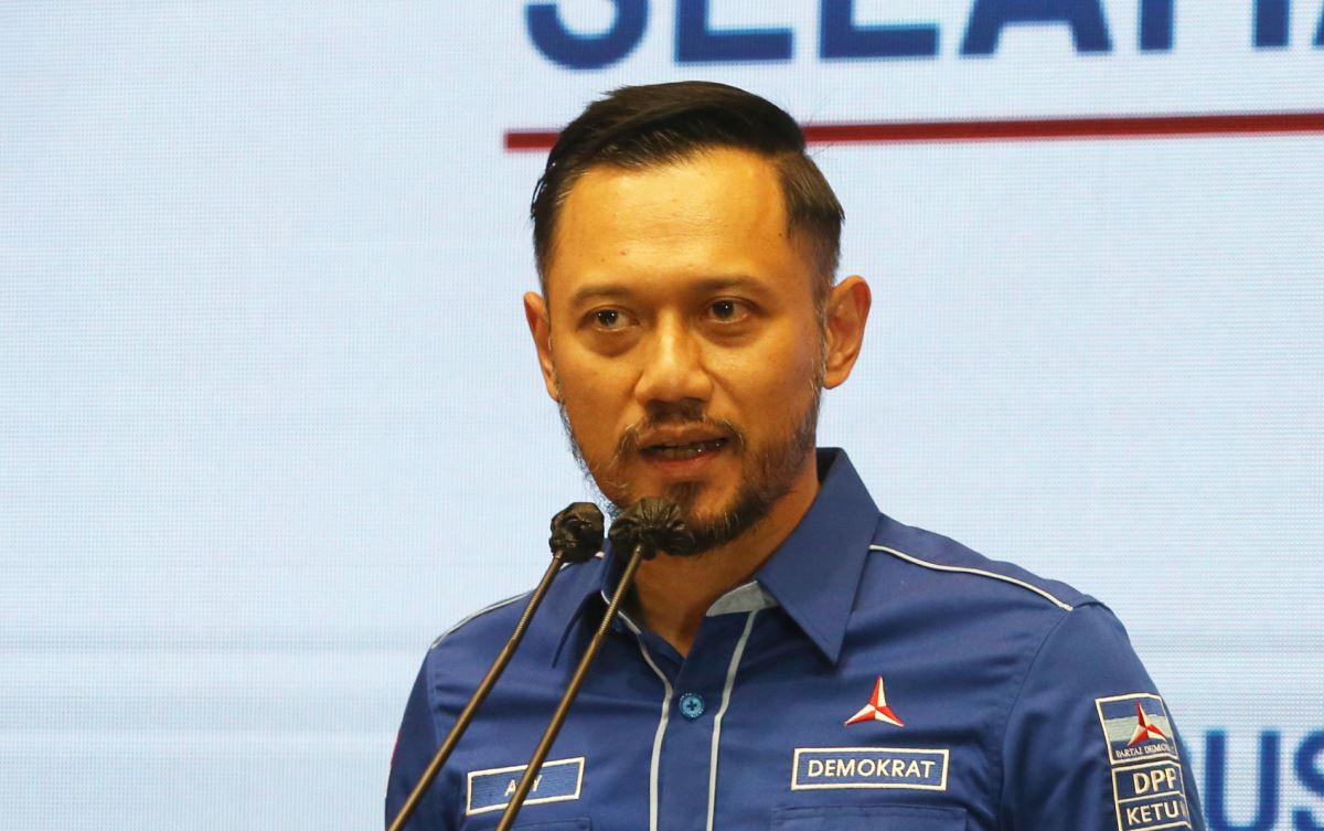 Kubu Agus Harimurti Yudhoyono (AHY) dikabarkan telah mengirimkan serangan maut kepada para pengkhianat Demokrat, yang bisa membuat mereka jumpalitan. (foto: Ricardo/JPNN) Kubu Agus Harimurti Yudhoyono (AHY) dikabarkan telah mengirimkan serangan maut kepada para pengkhianat Demokrat, yang bisa membuat mereka jumpalitan. (foto: Ricardo/JPNN)