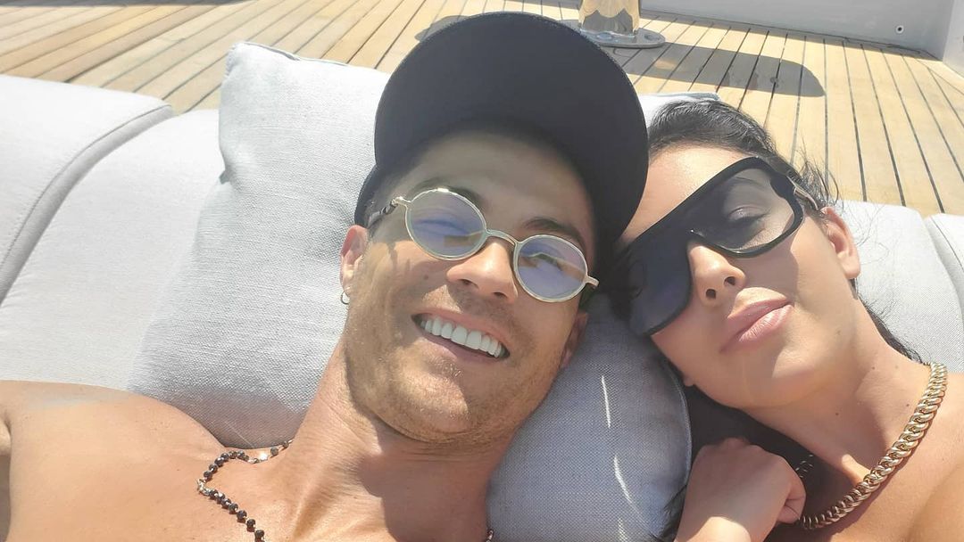 Cristiano Ronaldo dan Georgina Rodriguez. (foto: instagram.com/georginagio) Cristiano Ronaldo dan Georgina Rodriguez. (foto: instagram.com/georginagio)