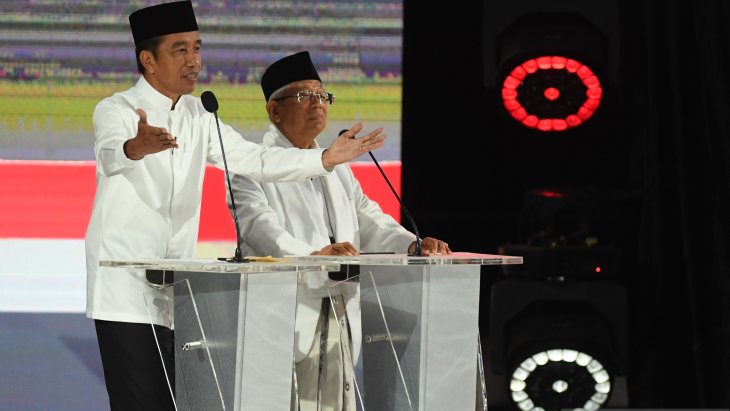 Jokowi dan Ma'ruf Amin. (foto: ANTARA FOTO/Wahyu Putro A) Jokowi dan Ma'ruf Amin. (foto: ANTARA FOTO/Wahyu Putro A)